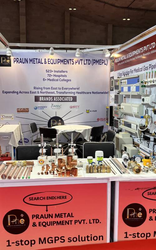 Praun Metal displaying medical gas pipeline system products and hospital infrastructure solutions at a healthcare exhibition